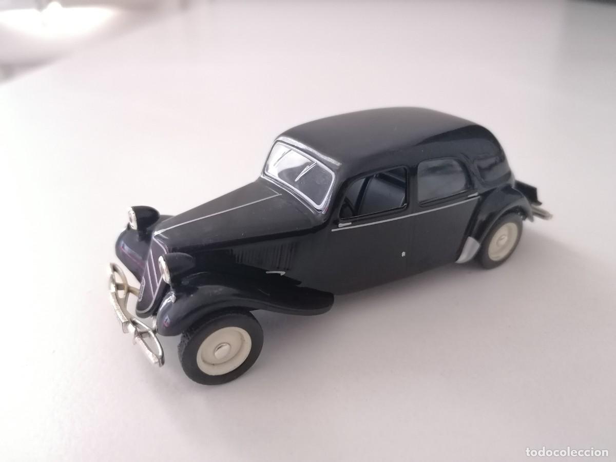 Model Cars: Altaya 1/43 Citro&euml;n 11CV 1950 Buen Estado