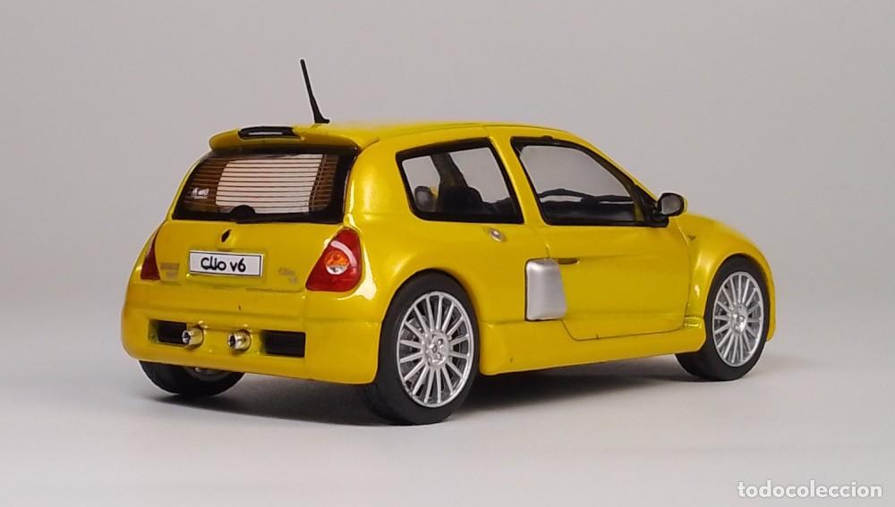Coches a escala: Renault Clio V6 2003 - Foto 6
