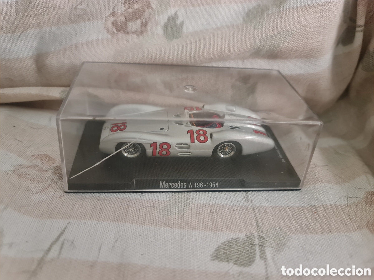 Coches a escala: Mercedes-Benz W196 (1954) con vitrina original