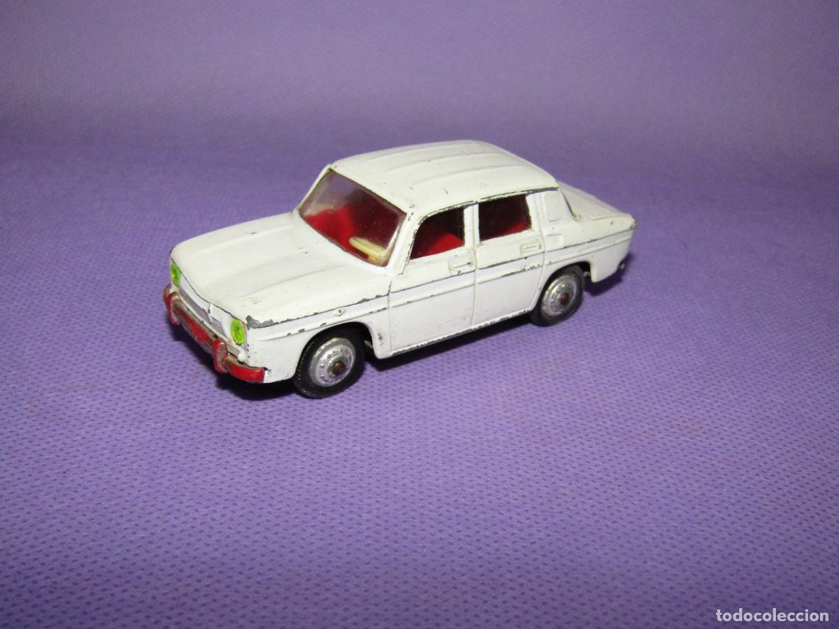 Coches a escala: Antiguo RENAULT 8 en Escala 1/43 de JOAL