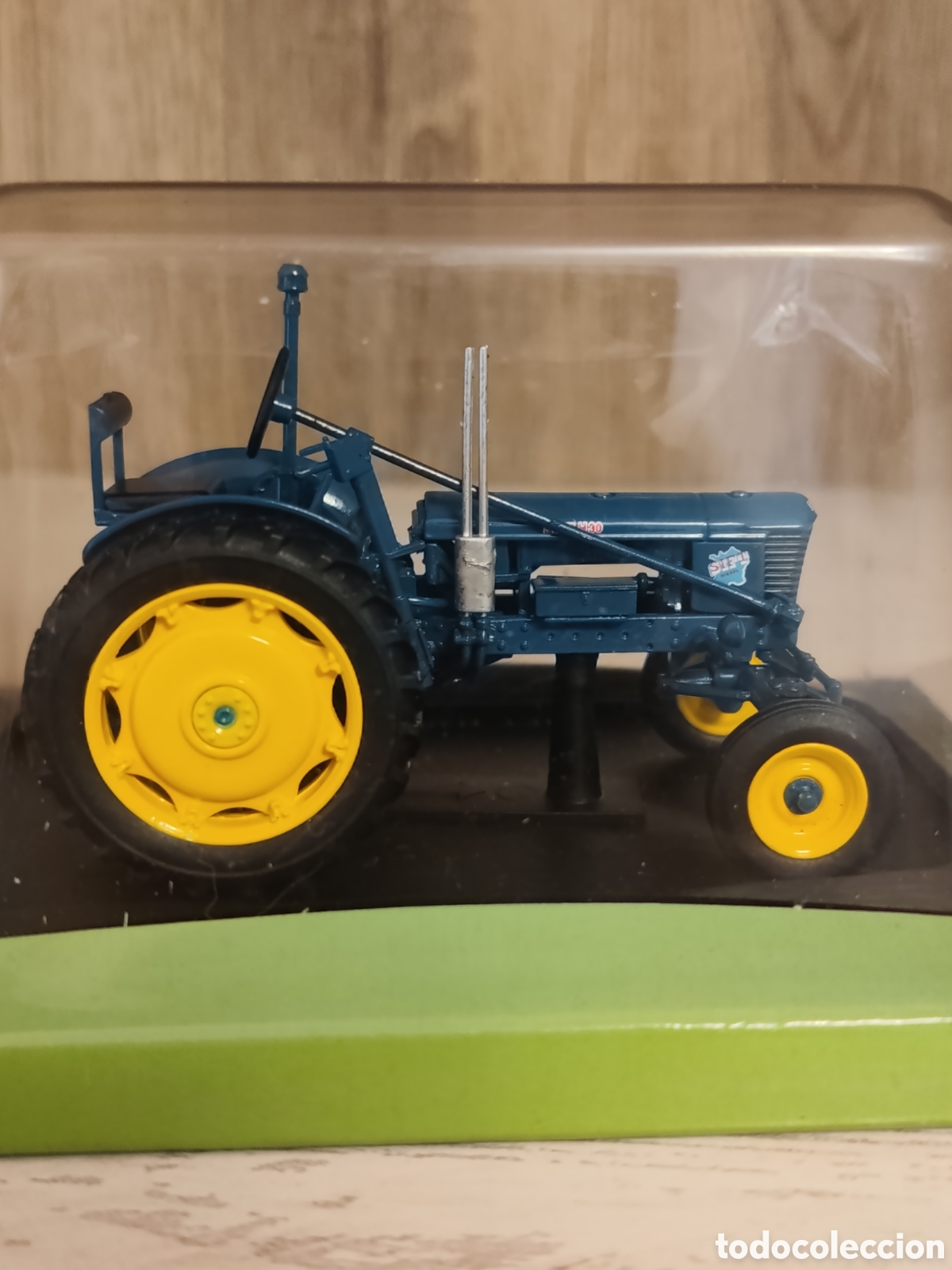 Coches a escala: SIFT H 30 '54 TRACTOR NUEVO