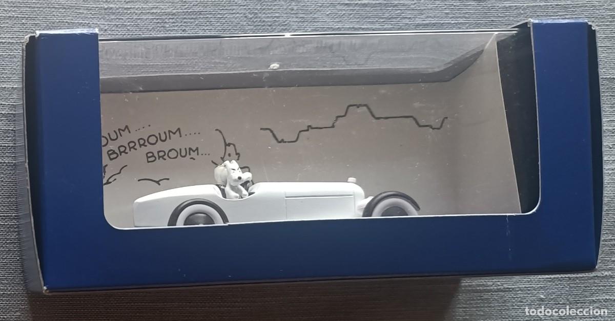 Coches a escala: Tintin Coche Atlas 70 Am&iacute;lcar blanco Soviets Ed. francesa