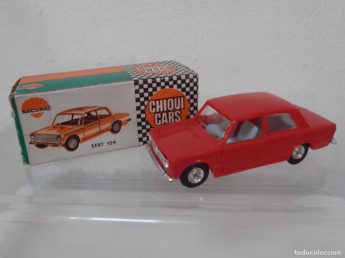 Coches a escala: COCHE CHIQUI CARS NACORAL, SEAT 124 REF 2008 CAJA ORIGINAL, EXCELENTE ESTADO, MADE IN SPAIN