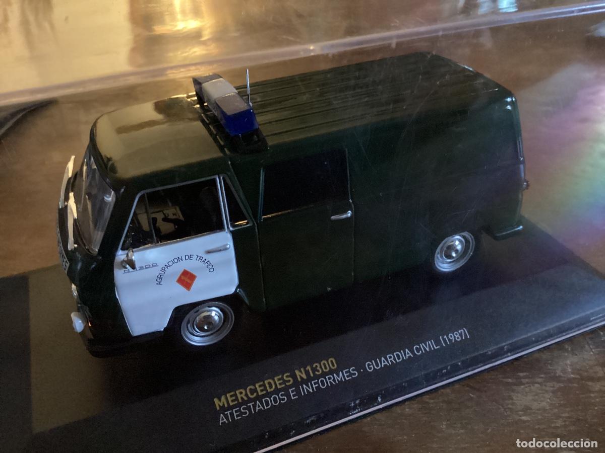 Coches a escala: MAQUETA COCHE METAL MERCEDES N1300. ATESTADOS E INFORMES. GUARDIA CIVIL (1987).