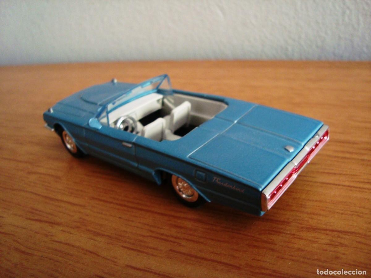 Coches a escala: FORD THUNDERBIRD 1966 ESC. 1/43 - Foto 3