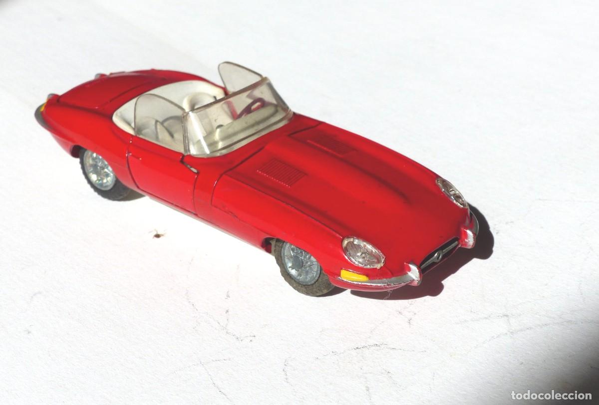 Coches a escala: Tekno 926 - Jaguar type E cabriolet - 1/43