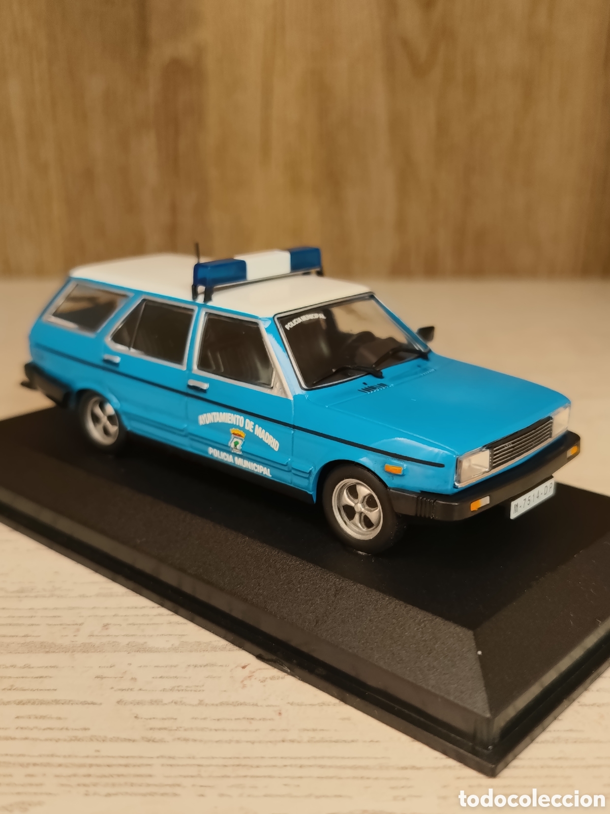 Coches a escala: SEAT 131 PANORAMA POLICIA MADRID