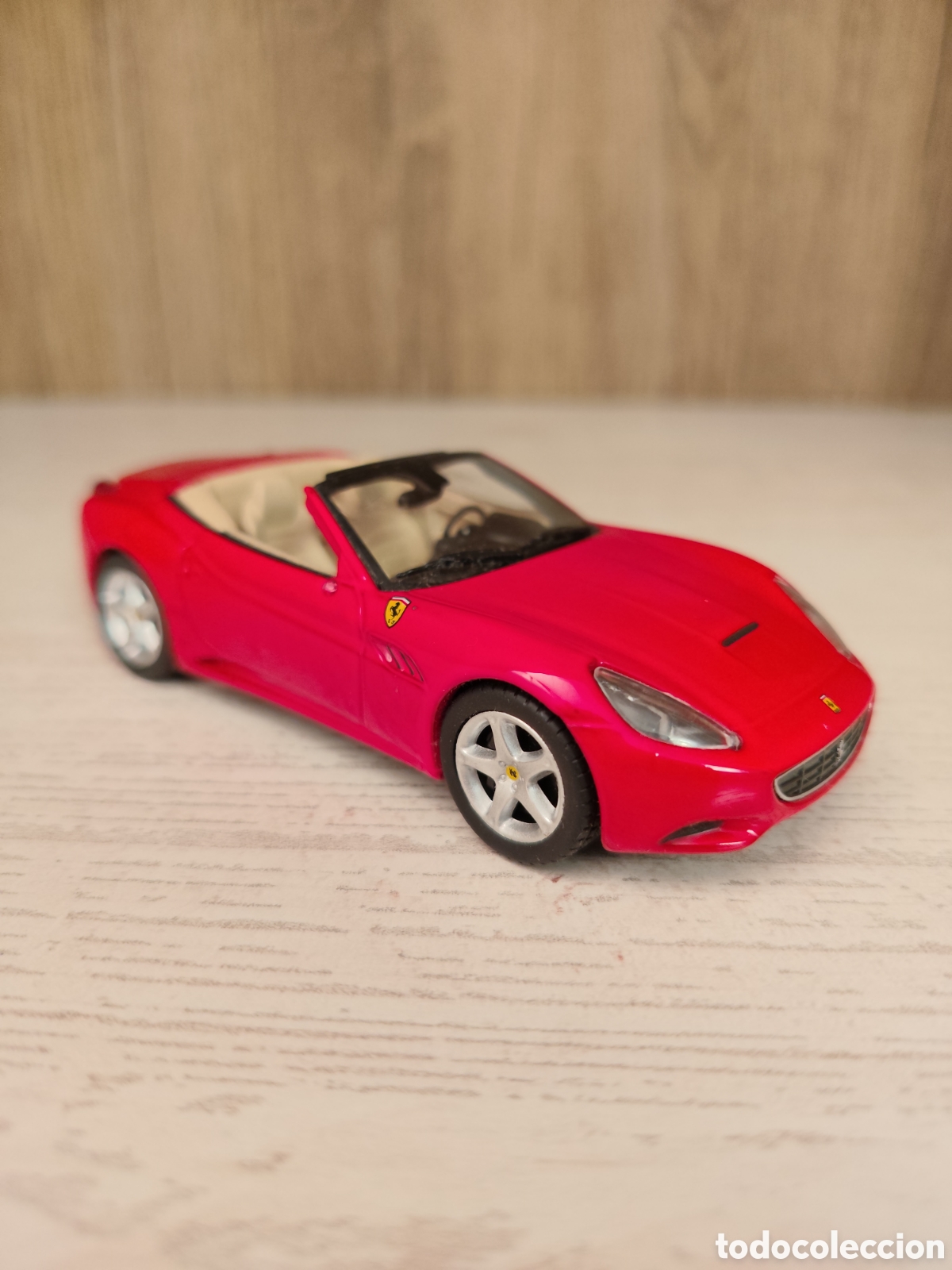 Modellautos: FERRARI CALIFORNIA CABRIO