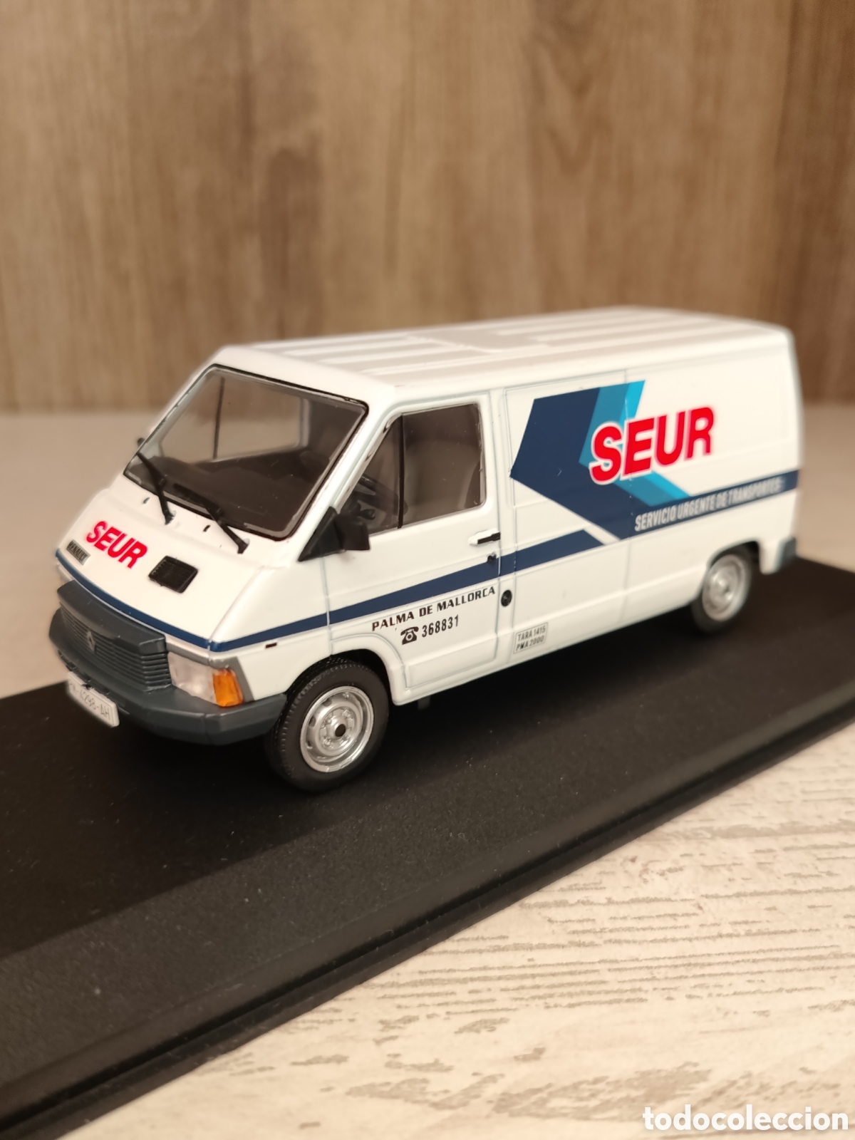 Coches a escala: RENAULT TRAFIC '88 SEUR