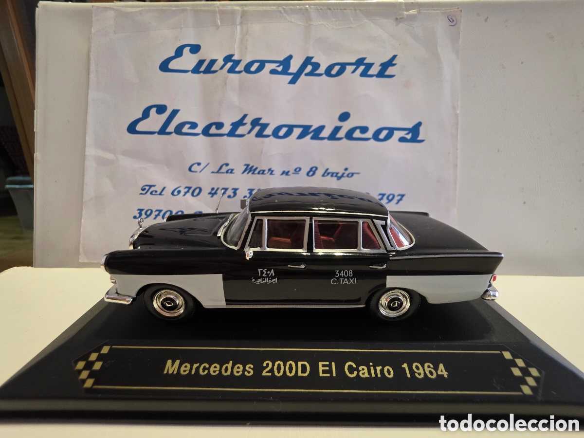 Coches a escala: Mercedes 200D Taxi El Cairo escala 1/43