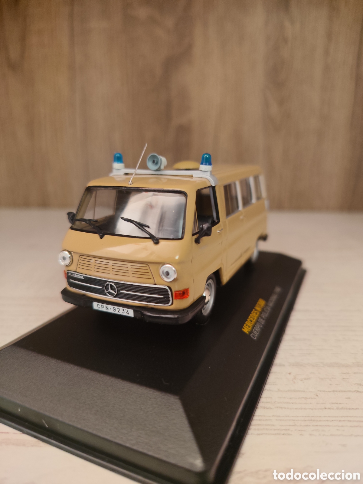 Coches a escala: MERCEDES BENZ N 1300 CPN
