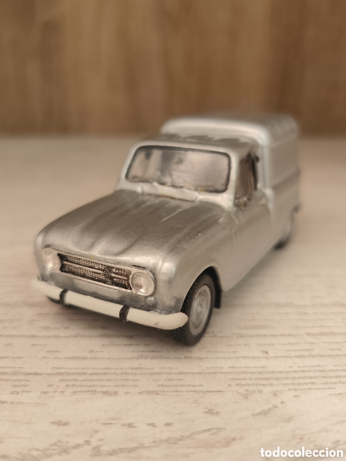 Coches a escala: RENAULT 4 F UNIVERSAL HOBBIES
