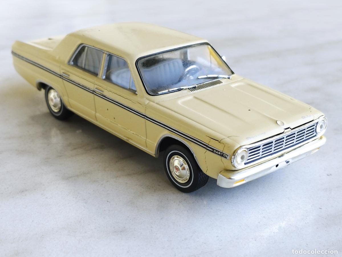 Voitures &agrave; l'&eacute;chelle: DODGE DART BARREIROS DE IXO ALTAYA SALVAT 1,43 CON DEFECTOS