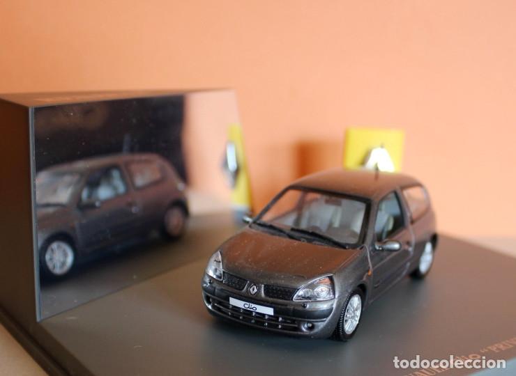 Coches a escala: Renault Clio Privilege 2001. Universal Hobbies E: 1/43 - Foto 6