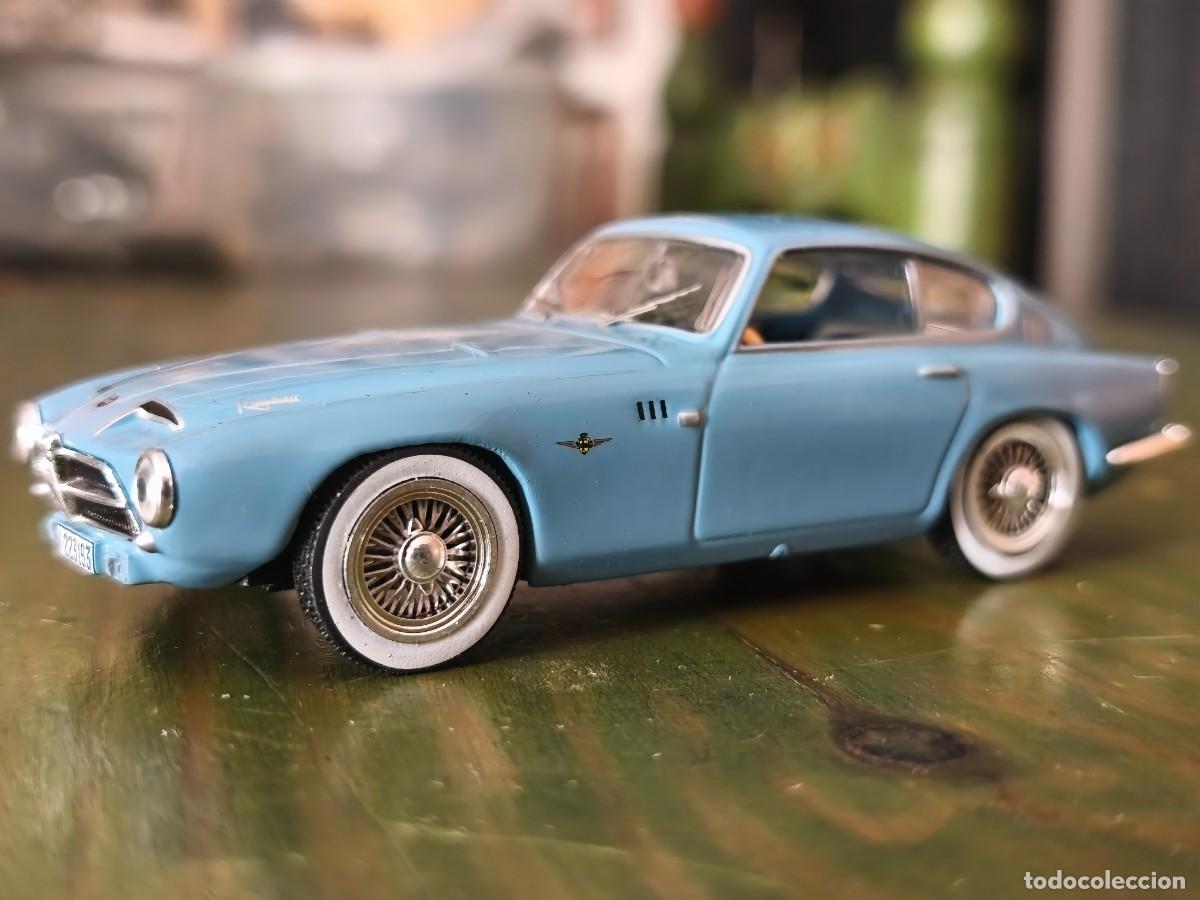 Coches a escala: Pegaso Z-102 Blue Light. Escala 1/43. Salvat Ixo.