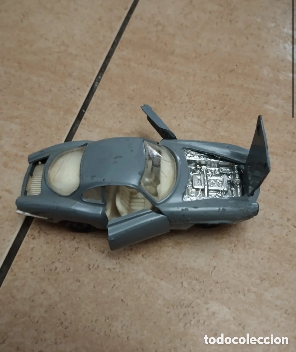 Coches a escala: Alfa Romeo Giulia SS 1:43 - Made in URSS - Coche met&aacute;lico sovi&eacute;tico vintage (Remake Politoys)