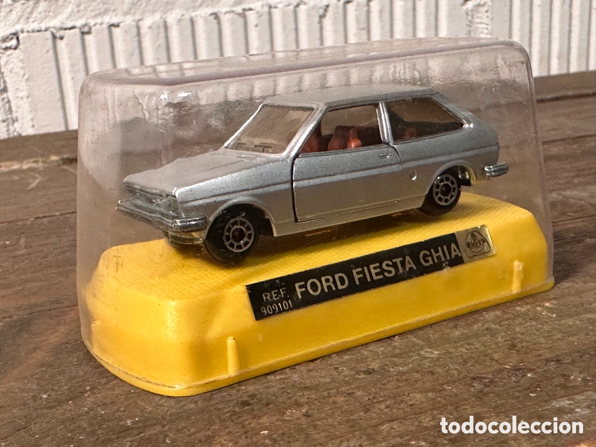 Coches a escala: FORD FIESTA GHIA. DICOYS. A estrenar. 1/43. Guisval.