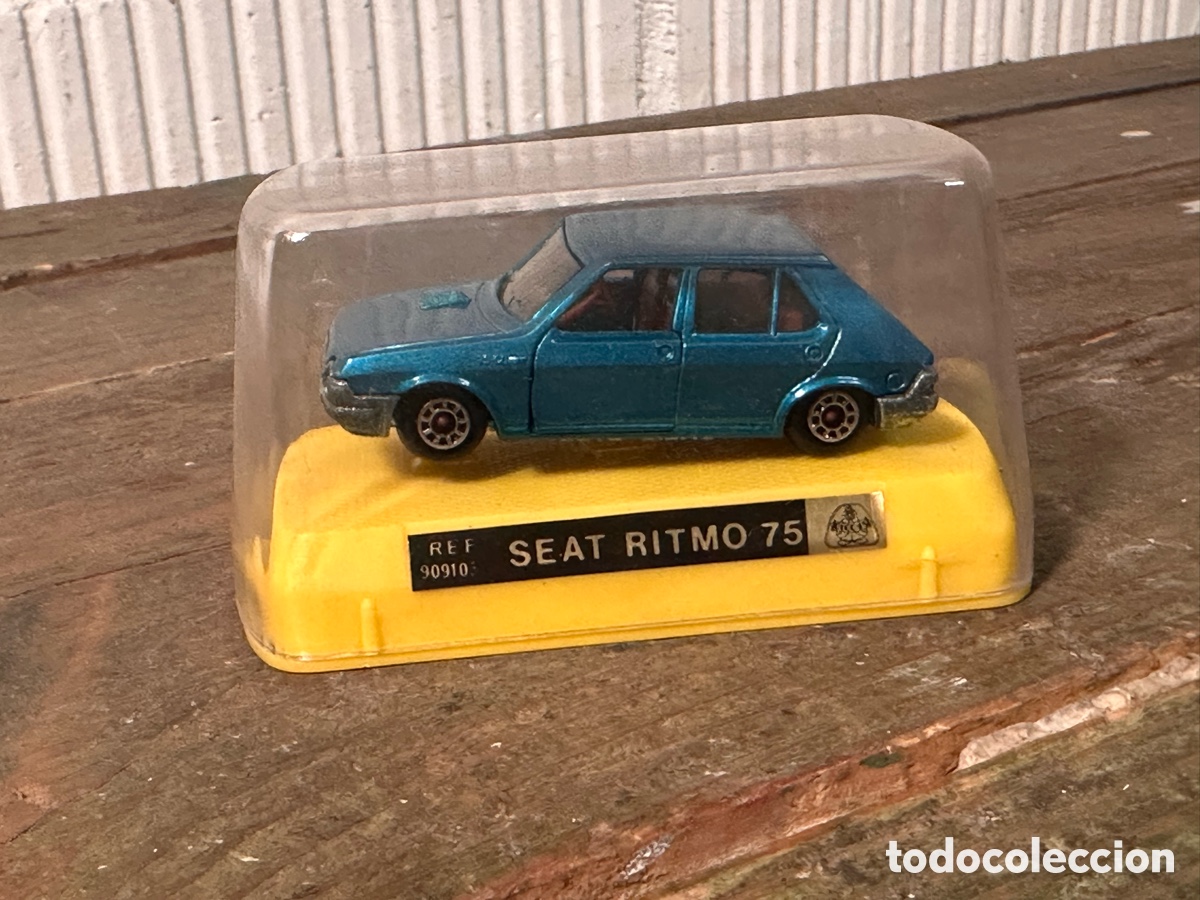 Coches a escala: SEAT RITMO 75. Dicoys. A estrenar. 1/43. Guisval.