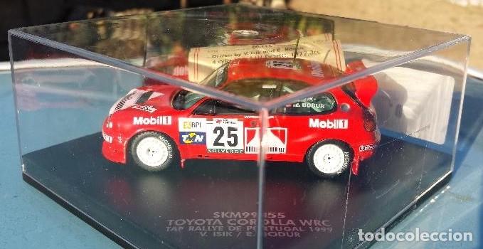 Coches a escala: TOYOTA COROLLA WRC RALLYE DE PORTUGAL 1999 V.ISIK - E.BODUR ESCALA 1/43 DE SKID VITESSE EN CAJA