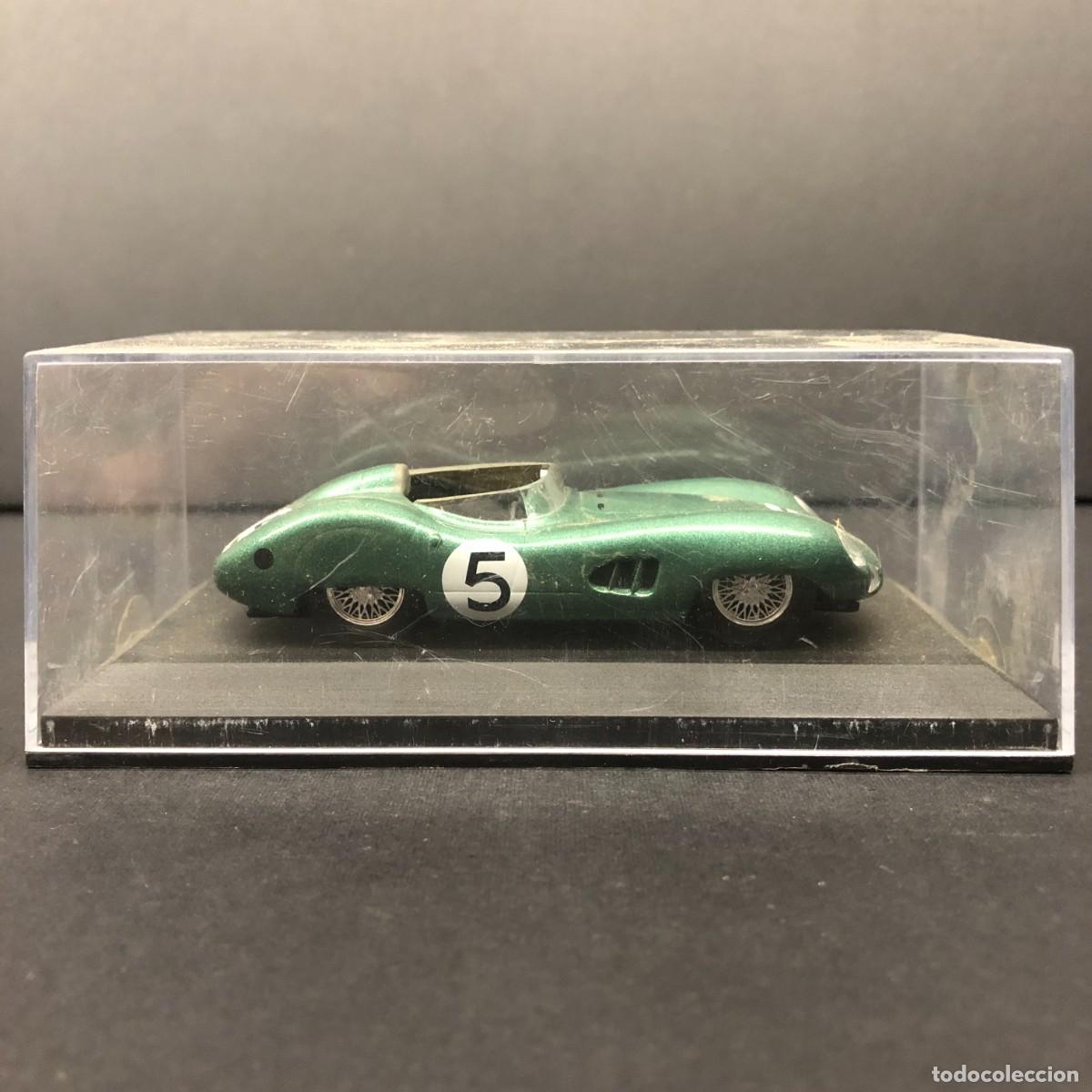 Coches a escala: COCHE DE JUGUETE - ASTON MARTIN DBR1 - R. SALVADORI, C. SHELBY - 1959 -24 HEURES DU MANS- 1:43 / 239