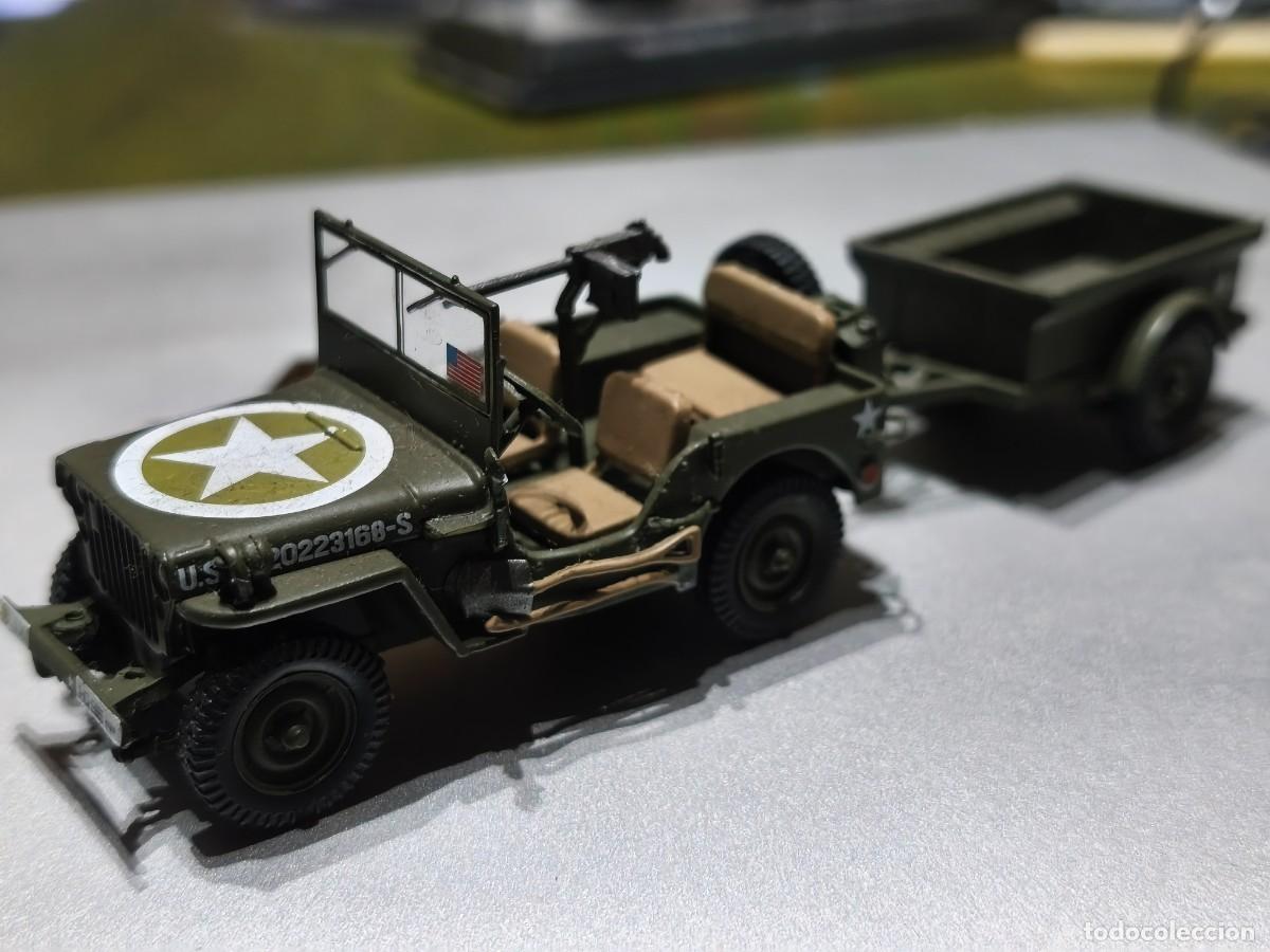 Coches a escala: Jeep Willys CJ-2A con remolque de carga. Escala 1/43. Salvat Ixo.