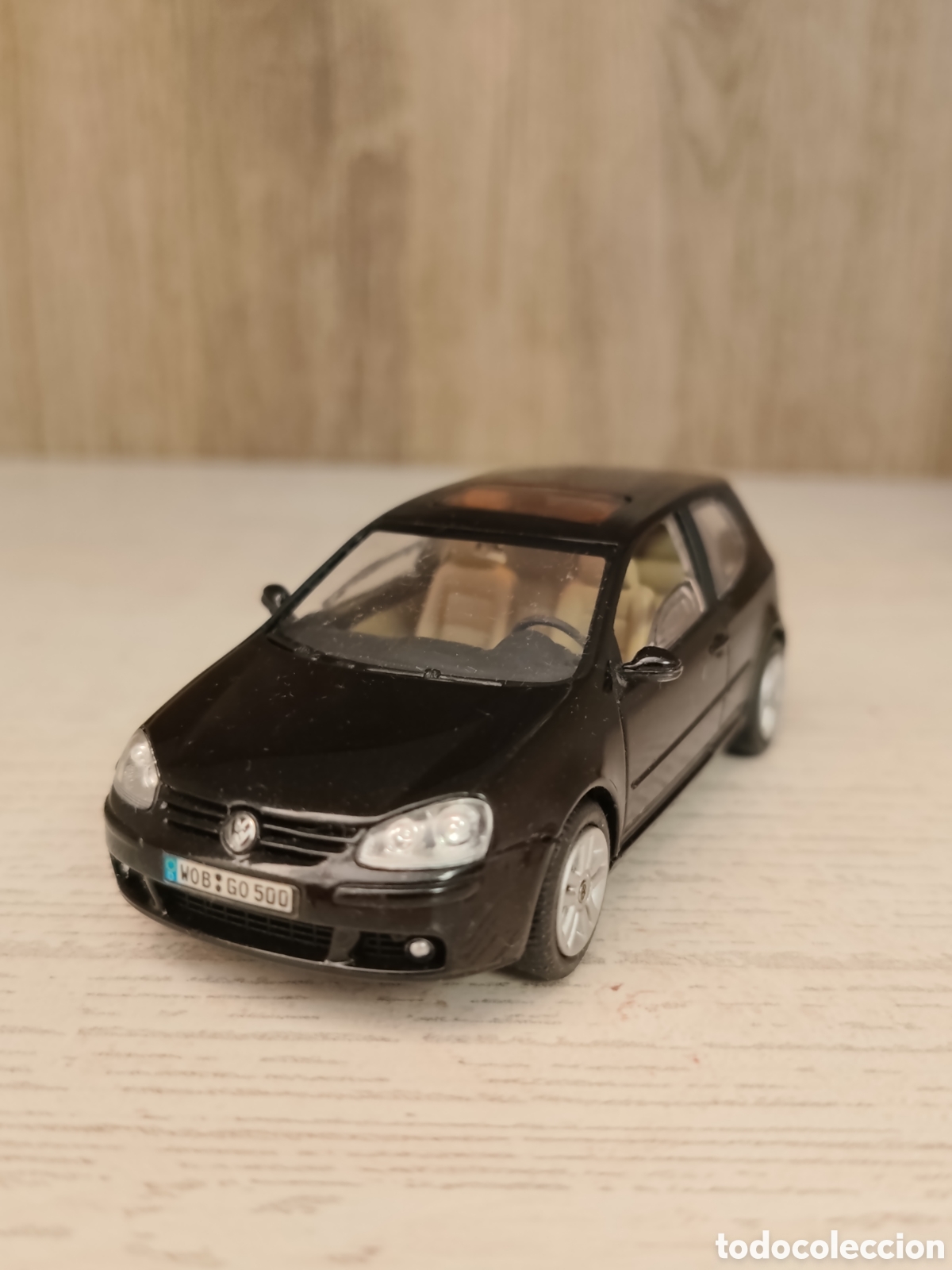 Coches a escala: VOLKSWAGEN GOLF V GTI SCHUCO