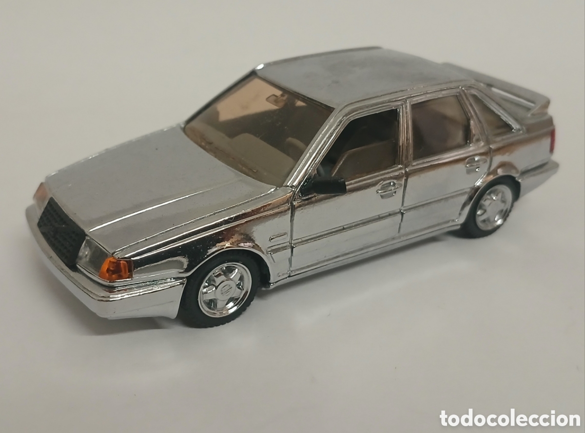 Coches a escala: AHC MODELS EFE HOLLAND VOLVO 440 GL SILVER