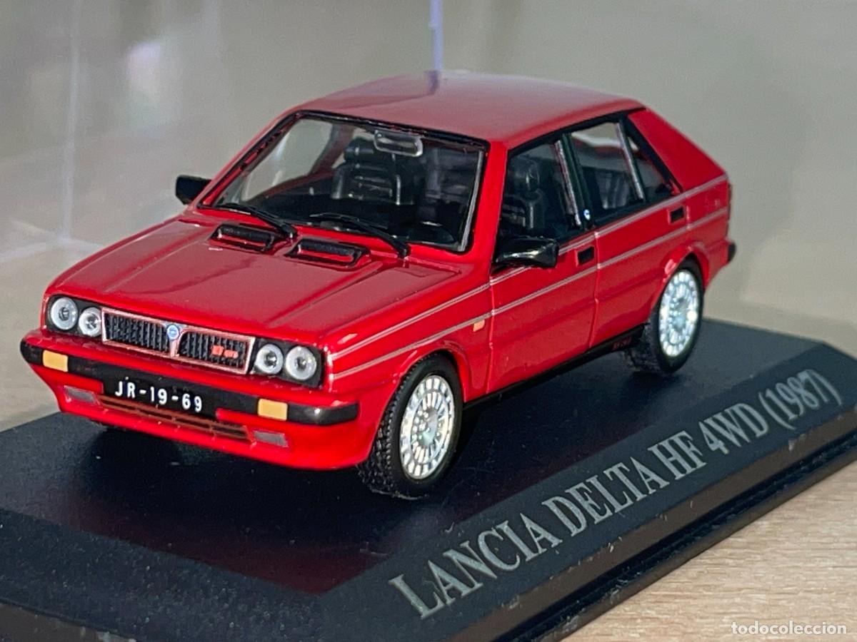 Coches a escala: Coche LANCIA DELTA HF 4WD (1987) rojo 1:43 die-cast metal car 1/43 altaya