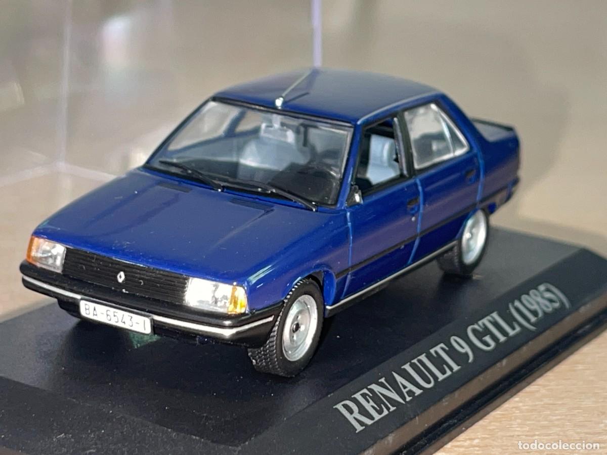 Coches a escala: Coche RENAULT 9 GTL (1985) matr&iacute;cula Badajoz azul marino 1:43 die-cast metal car 1/43 altaya