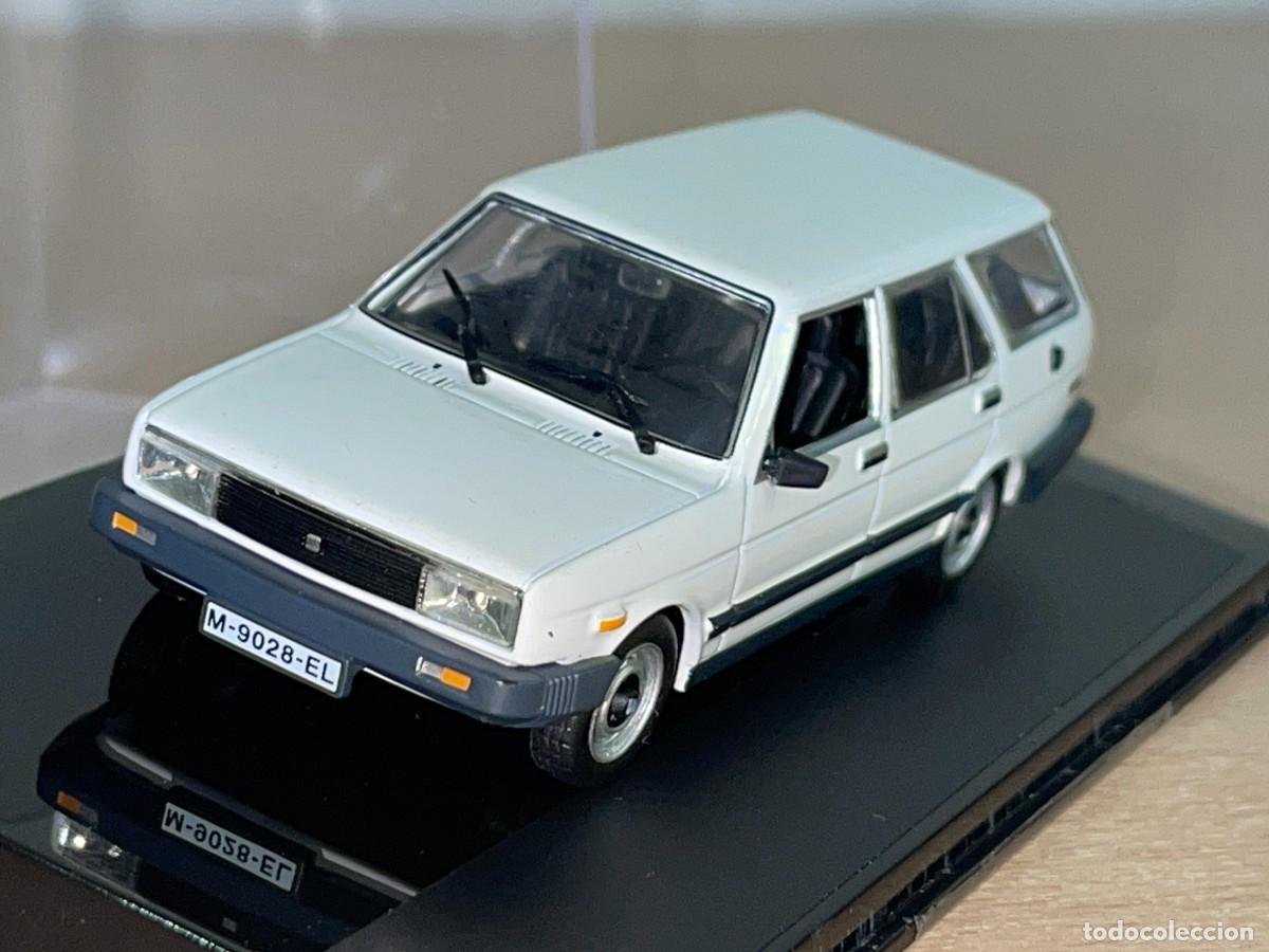 Coches a escala: Coche SEAT 131 PANORAMA S&uacute;per 1600 TC (1981) matr&iacute;cula Madrid 1:43 die-cast metal car 1/43 altaya
