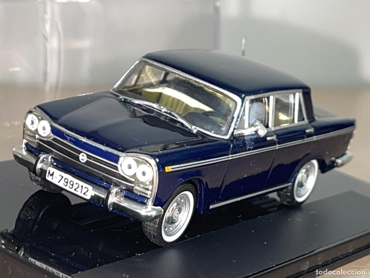 Coches a escala: Coche SEAT 1500 (1971) matr&iacute;cula Madrid azul oscuro metalizado 1:43 die-cast metal car 1/43 altaya