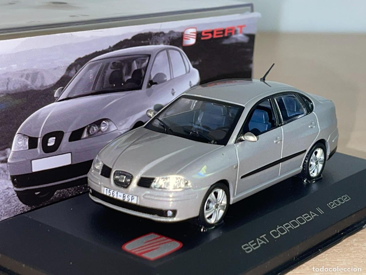Coches a escala: Colecci&oacute;n SEAT coche Seat CORDOBA II (2002) matr&iacute;cula 1561-BSP 1:43 die-cast metal 1/43 altaya