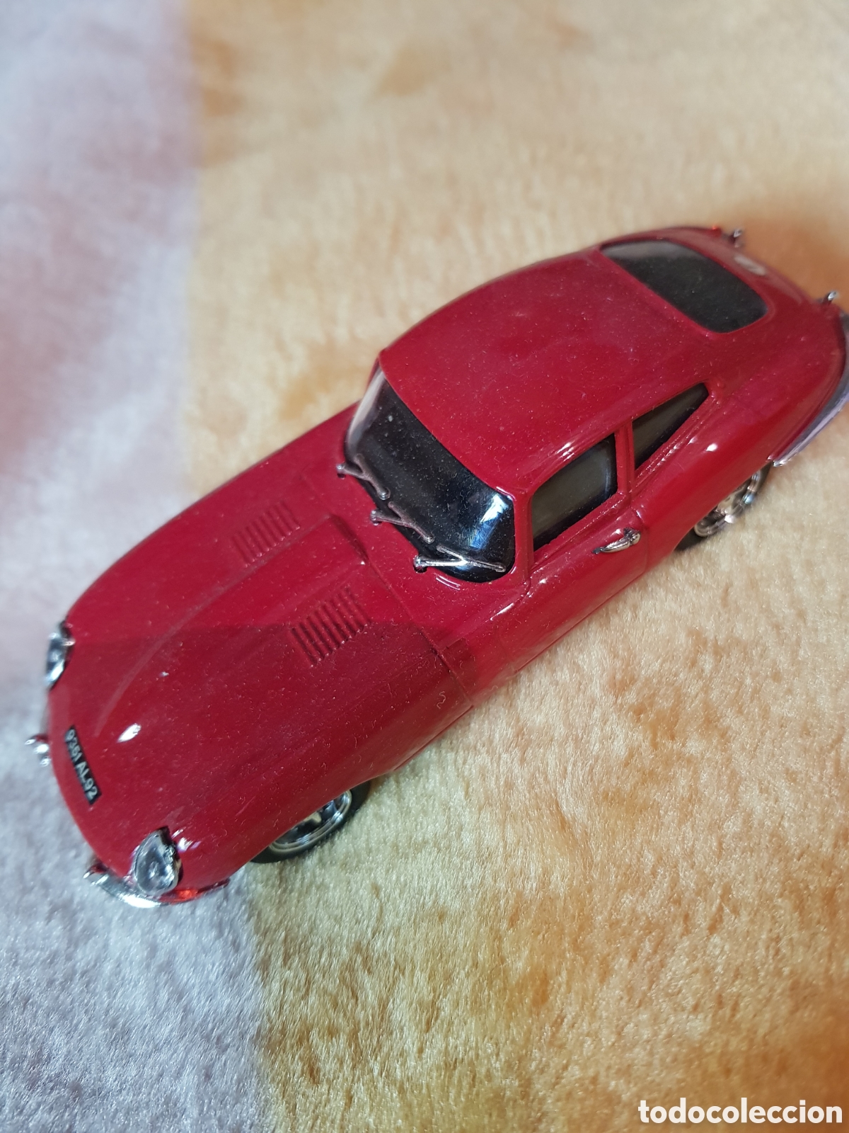 Coches a escala: COCHE FERRARI MARCA BEST MADE IN ITALY ESCAKA 1.43