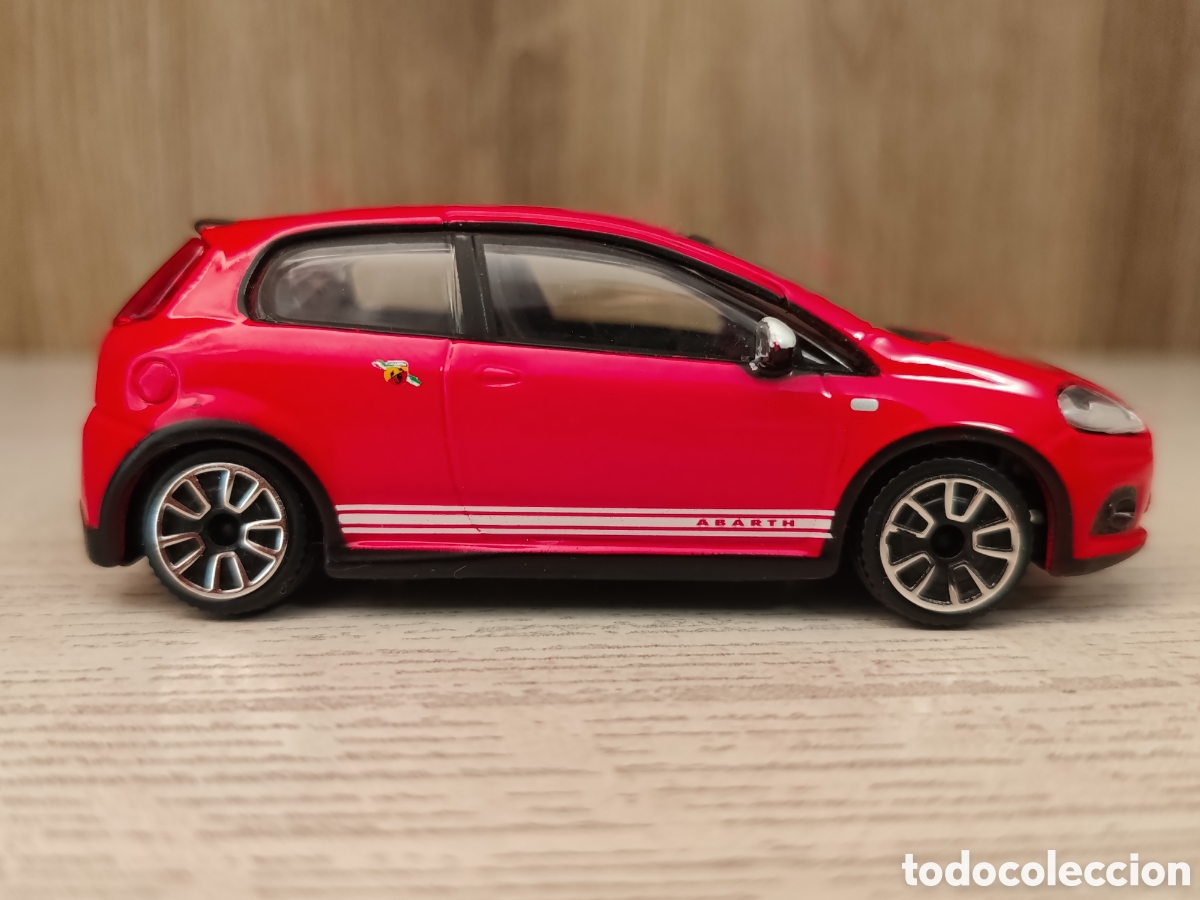 Coches a escala: FIAT GRANDE PUNTO ABARTH - Foto 3