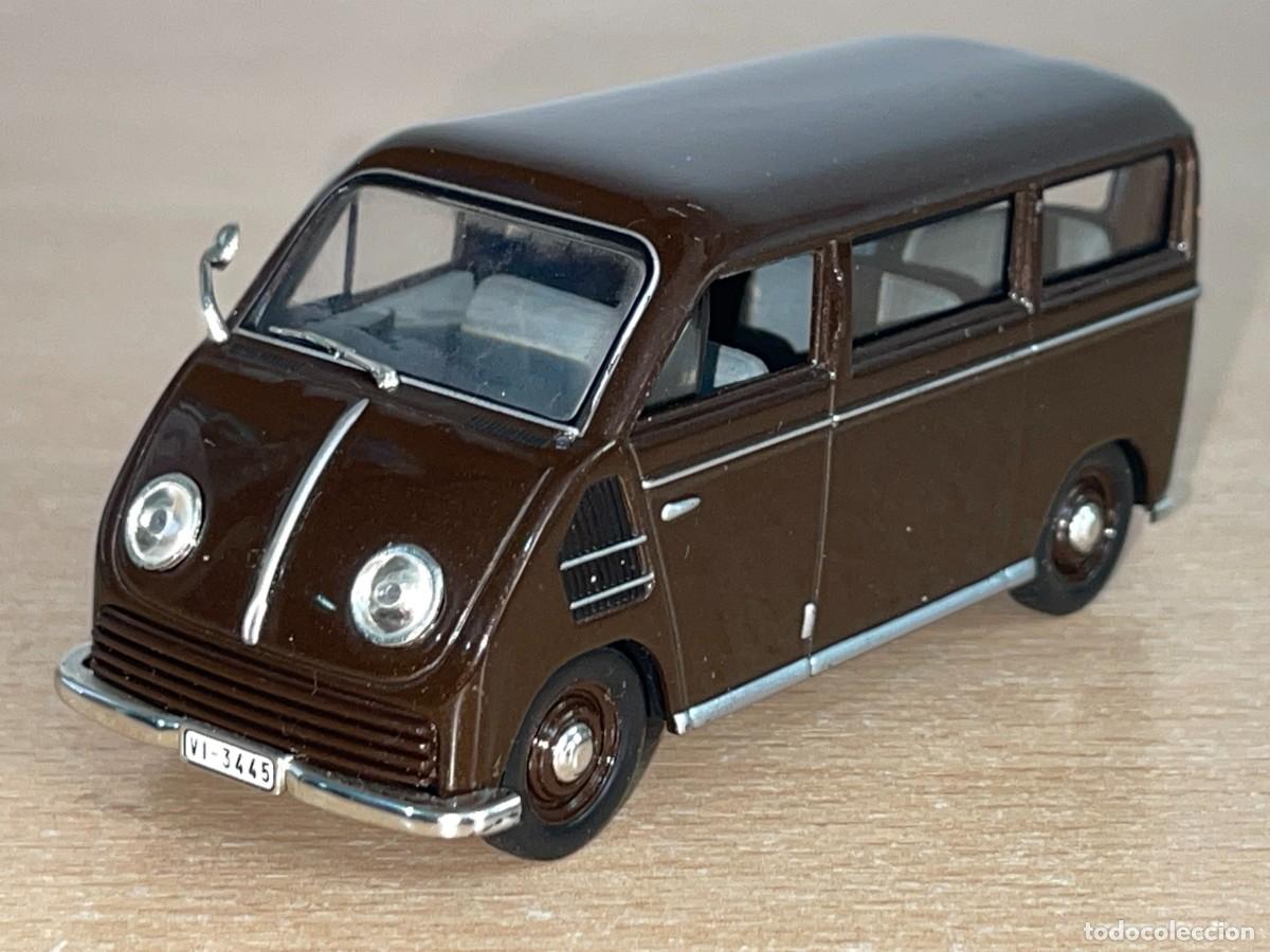Coches a escala: Furgoneta DKW Kombi (1954) matr&iacute;cula Vitoria Alava marr&oacute;n 1:43 die-cast car 1/43 altaya