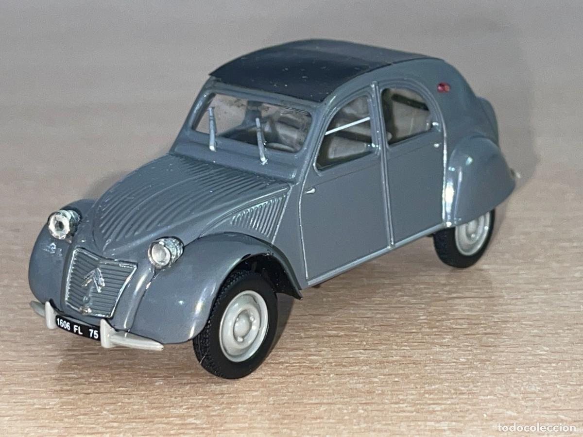 Coches a escala: Coche CITRO&Euml;N 2CV Azl gris 1:43 die-cast metal car 1/43 Norev 2 cv
