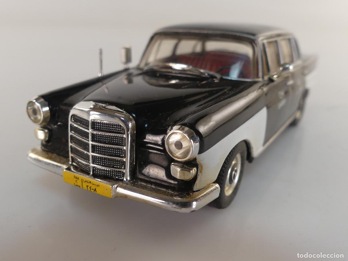 Voitures &agrave; l'&eacute;chelle: COCHE DE ESCALA 1/43 MERCEDES 200D