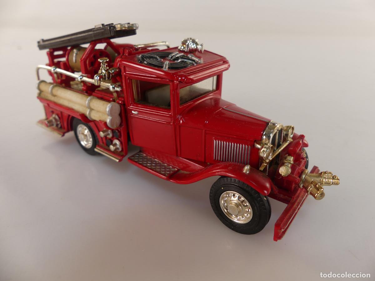 Coches a escala: COCHE DE BOMBEROS FORD AA FIRE ENGINE YFE 06 DE MATCHBOX - Foto 5