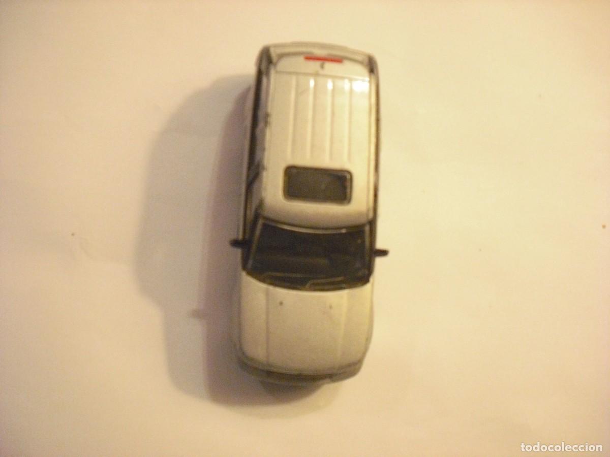 Voitures &agrave; l'&eacute;chelle: COCHE RANGE ROVER SPORT , GRIS METALIZADO 1/43