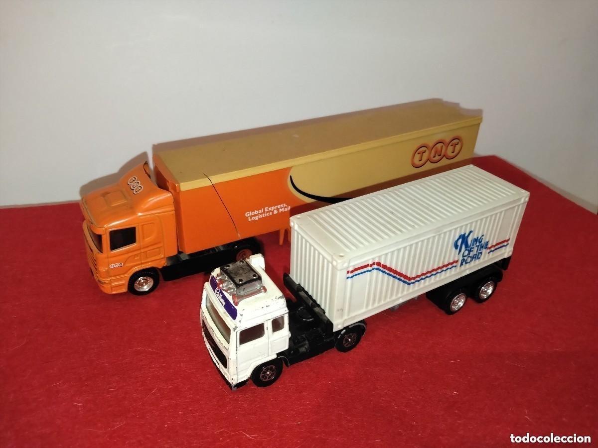 Model Cars: LOTE 2 CAMIONES TNT Y KING OF THE ROAD (VER FOTOS)ESCALA 1/43