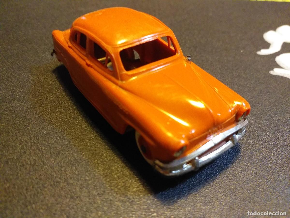 Coches a escala: ANTIGUO SIMCA 9 ARONDE NOREV PLASTICO 1/43 A&Ntilde;OS 60 CHASIS METAL NO REPRODUCCION