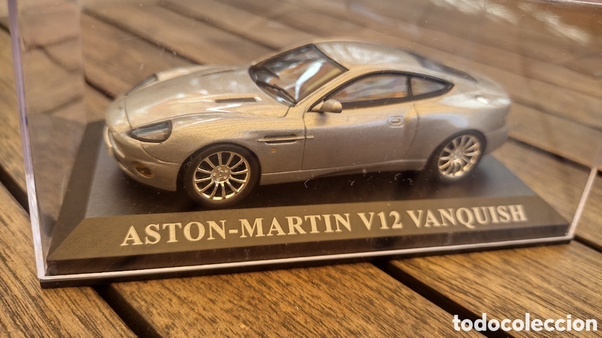 Coches a escala: ASTON MARTIN V12 VANQUISH