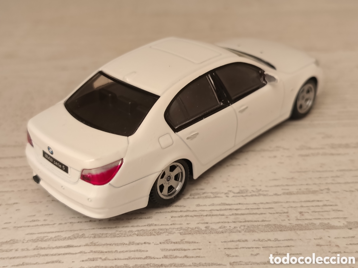 Coches a escala: BMW SERIE 5 E60 e 1.43 - Foto 5