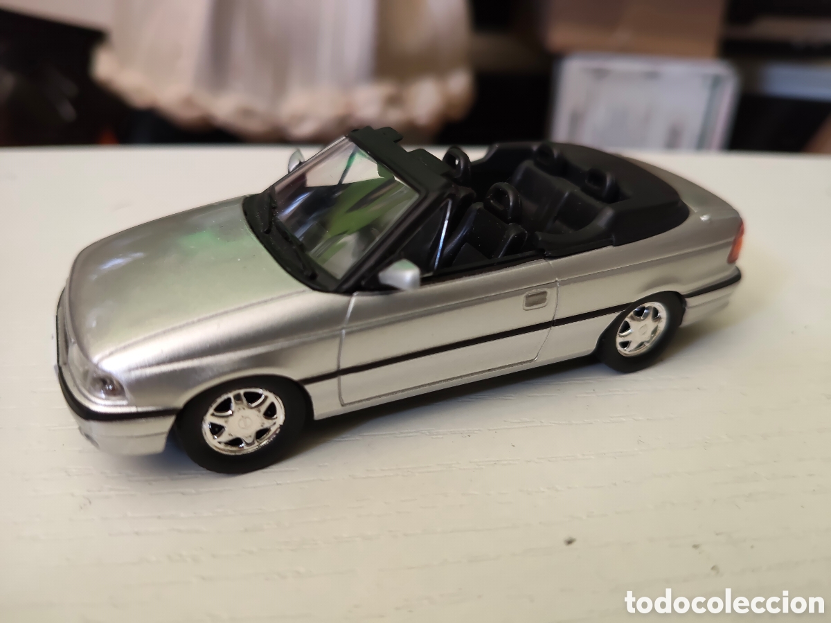 Coches a escala: Opel Astra cabriolet F Bertone 1992-1998