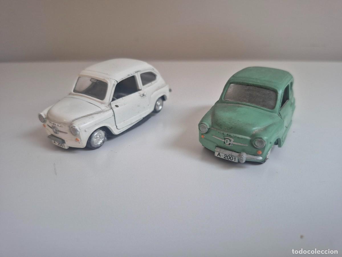 Coches a escala: 1/43 LOTE 2 COCHE SEAT 600 GUISVAL A&Ntilde;OS 70-80 VERDE Y BLANCO CON TARAS