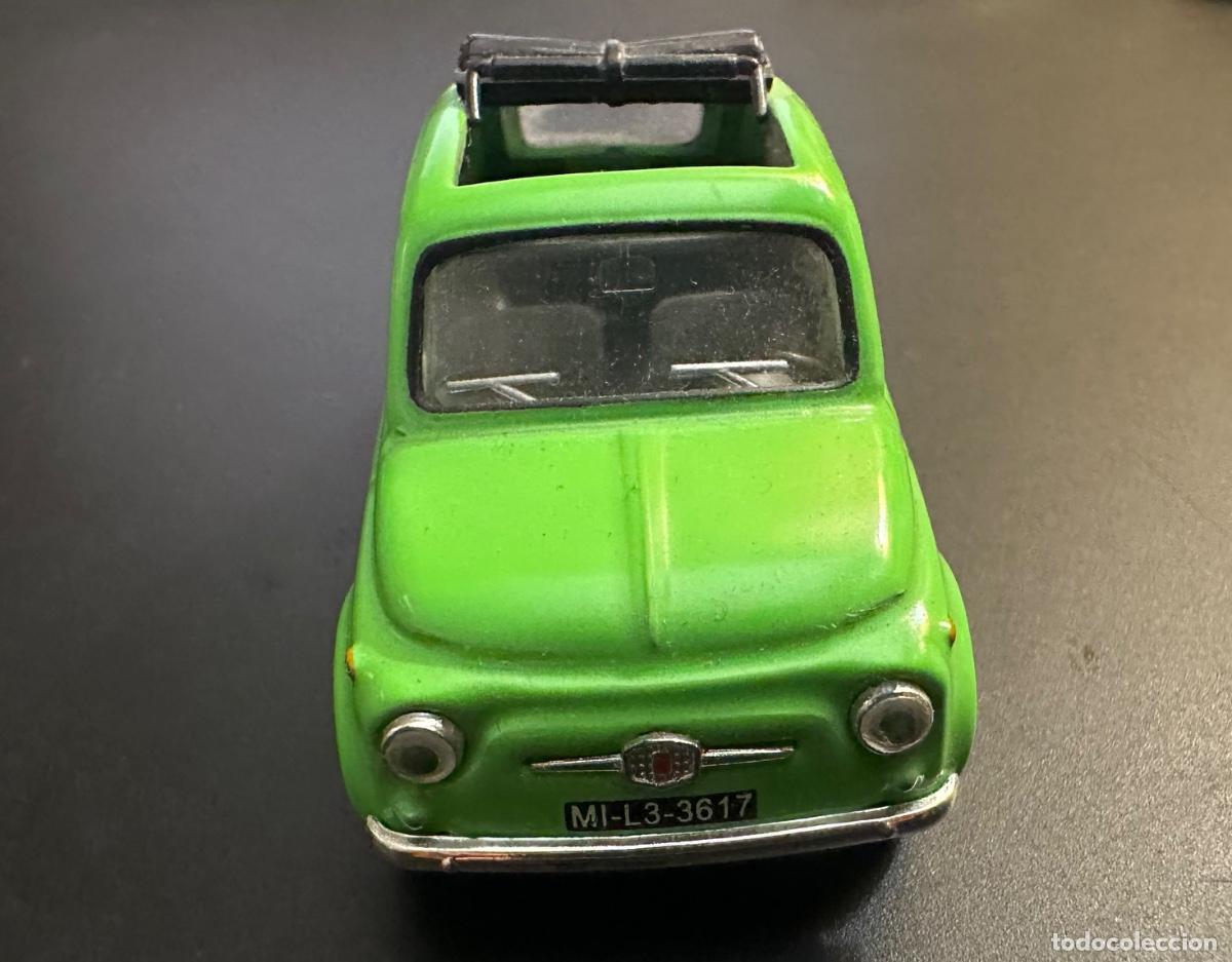 Coches a escala: Fiat 500 marca Vitesse 1:43 color verde , techo abierto . miniatura de colecci&oacute;n