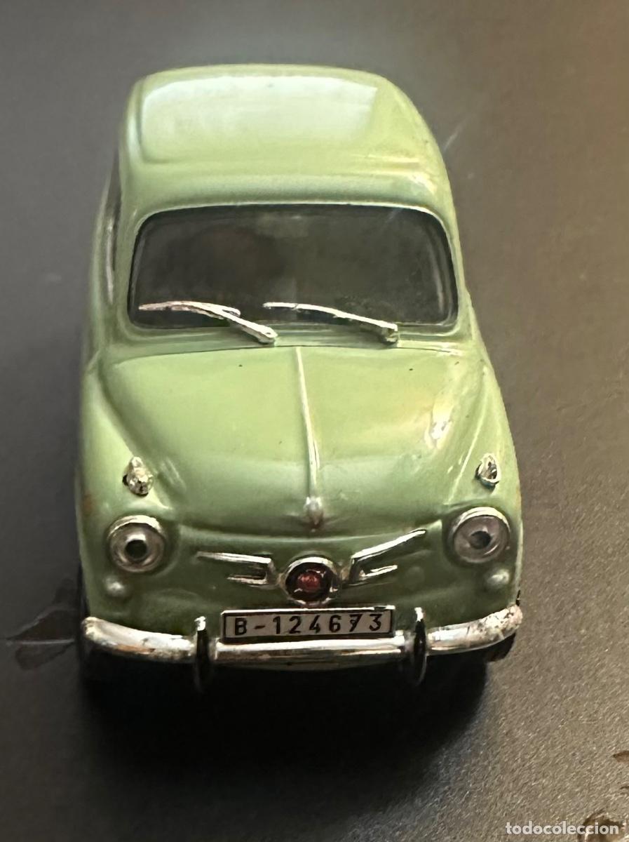 Coches a escala: SEAT 600 N Ixo Models color verde 1:43 . miniatura de colecci&oacute;n