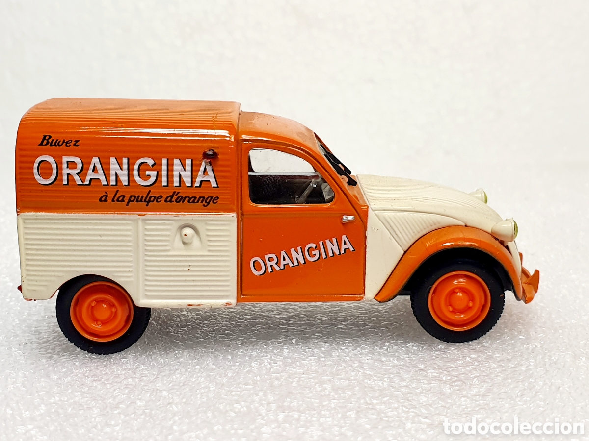 Coches a escala: CITRO&Euml;N 2CV FURGONETA *** PUBLICIDAD ORANGINA