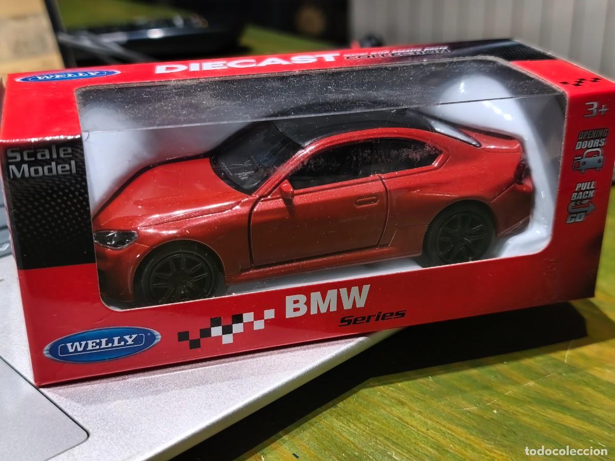 Coches a escala: BMW M2 (2023). Welly 43833. Escala 1/43.