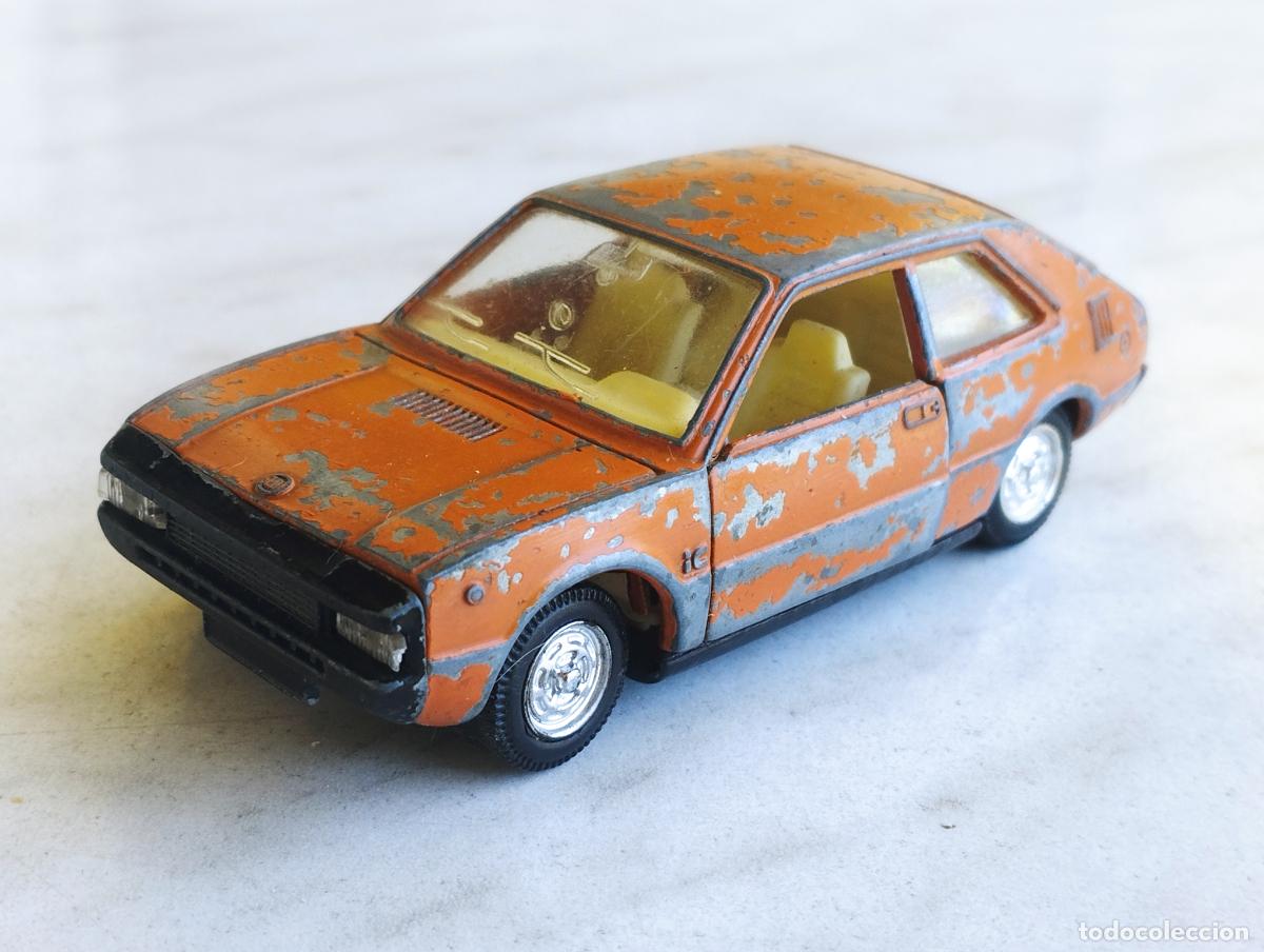 Voitures &agrave; l'&eacute;chelle: SEAT 1200 SPORT COUPE BOCANEGRA DE MIRA ESCALA 1,43